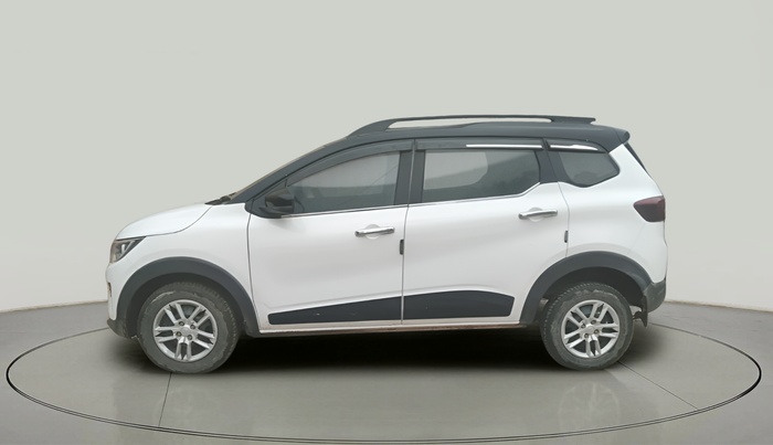 2022 Renault TRIBER RXT, Petrol, Manual, 28,760 km, exterior