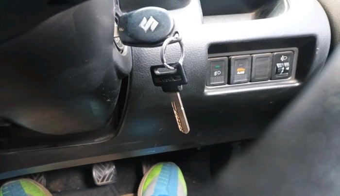 2017 Maruti Swift LXI, Petrol, Manual, 1,08,564 km, interior