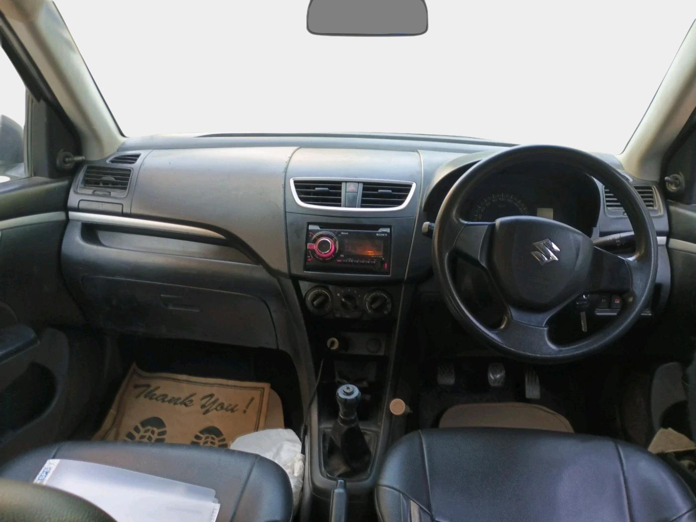 2017 Maruti Swift LXI, Petrol, Manual, 1,08,564 km, interior