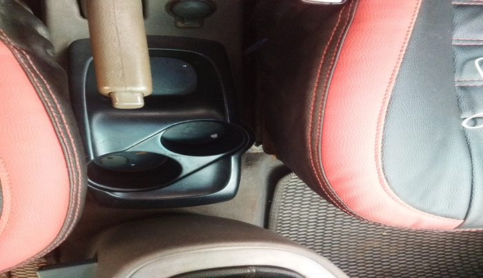 2011 Hyundai i10 MAGNA 1.1, Petrol, Manual, 85,319 km, interior