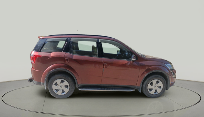 2018 Mahindra XUV500 W7 AT, Diesel, Automatic, 90,780 km, exterior