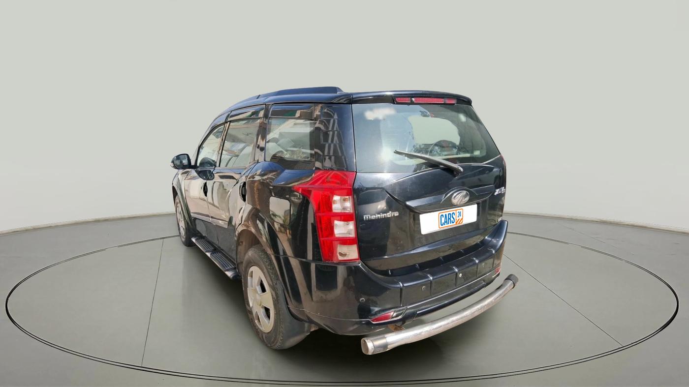 2016 Mahindra XUV500 W4, Diesel, Manual, 97,374 km, exterior