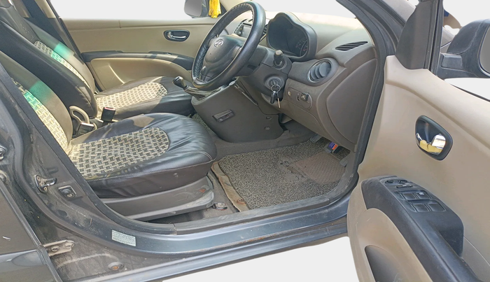 2011 Hyundai i10 MAGNA 1.2, Petrol, Manual, 75,920 km, interior