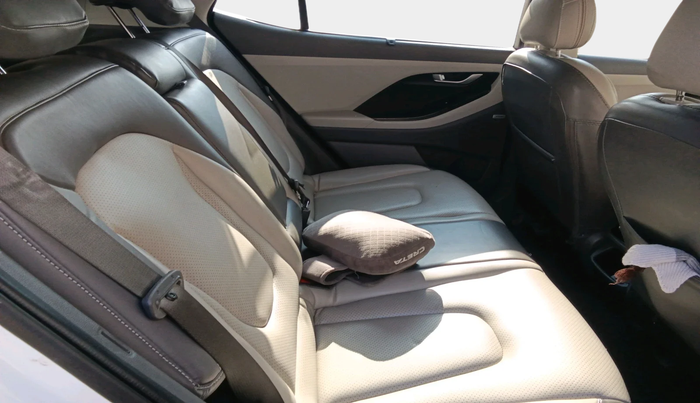 2024 Hyundai Creta SX TECH 1.5 PETROL DUAL TONE, Petrol, Manual, 36,597 km, interior