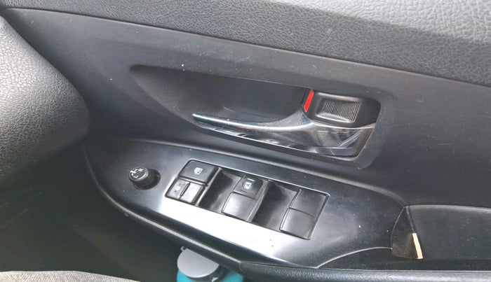 2018 Toyota Innova Crysta 2.4 G PLUS 7 STR, Diesel, Manual, 2,14,282 km, interior