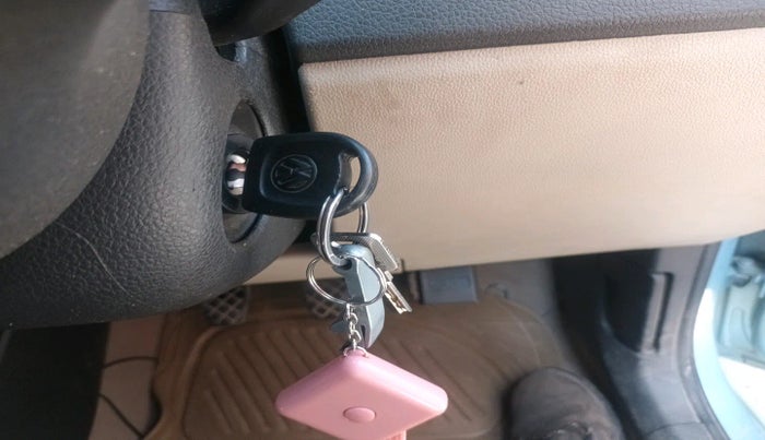 2011 Volkswagen Polo TRENDLINE 1.2L PETROL, Petrol, Manual, 93,282 km, interior