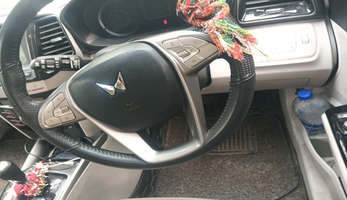 2022 Mahindra XUV300 W8 (O) 1.5 DIESEL AMT, Diesel, Automatic, 41,393 km, interior