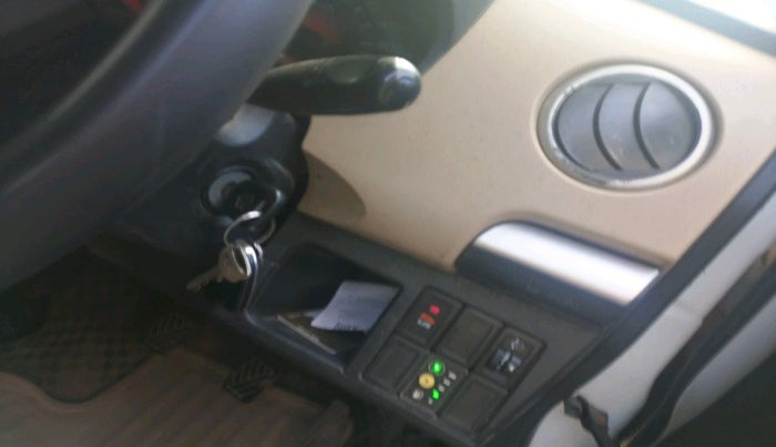 2018 Maruti Wagon R 1.0 LXI CNG, Petrol, Manual, 1,31,189 km, interior