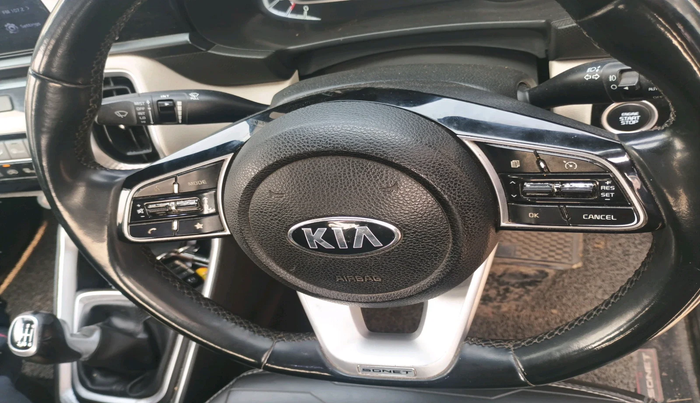 2021 KIA SONET HTX 1.0 IMT, Petrol, Manual, 30,759 km, interior