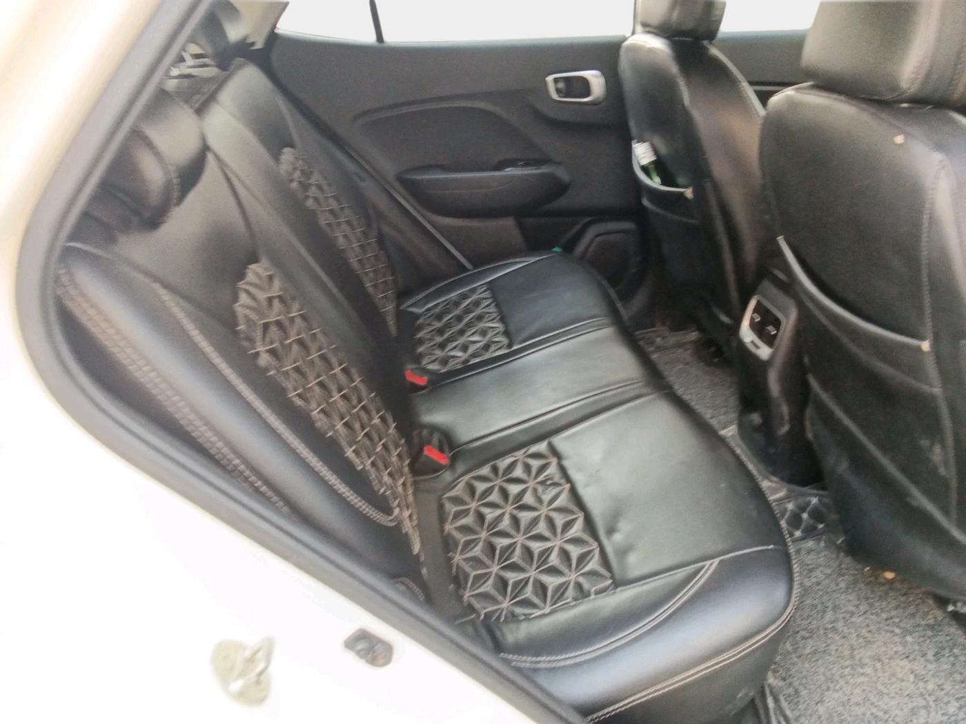 2022 Hyundai VENUE S+ 1.2, Petrol, Manual, 54,729 km, interior
