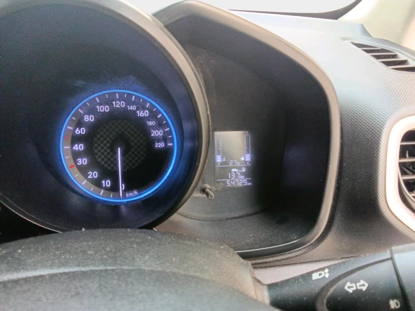 2022 Hyundai VENUE S+ 1.2, Petrol, Manual, 54,729 km, interior