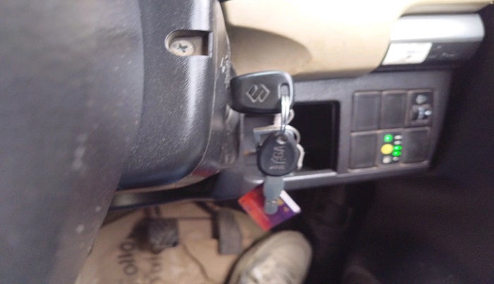 2017 Maruti Wagon R 1.0 LXI CNG, CNG, Manual, 1,29,330 km, interior