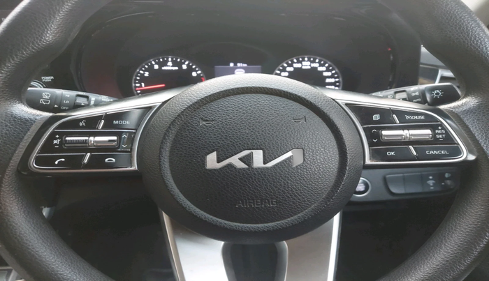 2022 KIA SELTOS HTK PLUS 1.5 IMT, Petrol, Manual, 21,860 km, interior