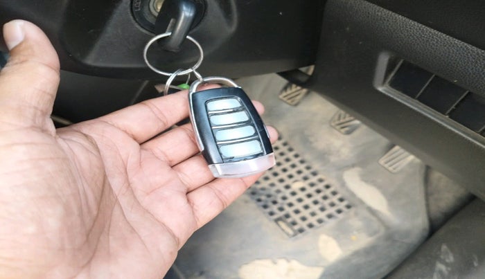 2019 Maruti Swift LXI, Petrol, Manual, 63,322 km, interior