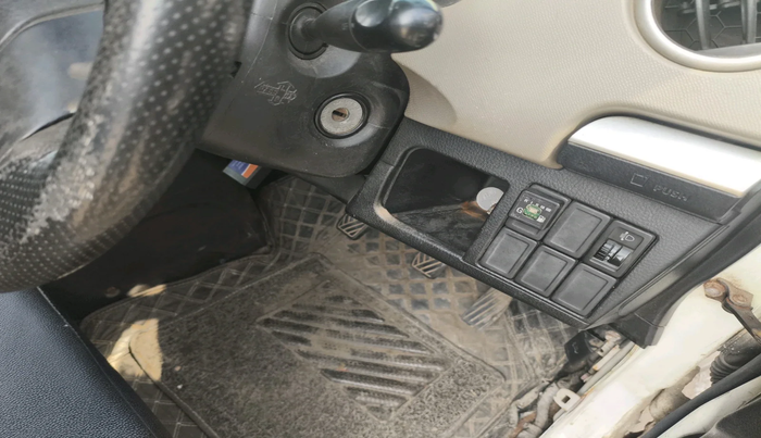 2015 Maruti Wagon R 1.0 LXI, Petrol, Manual, 1,50,394 km, interior