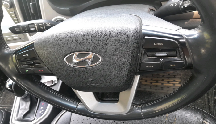 2017 Hyundai Creta SX PLUS AT 1.6 DIESEL, Diesel, Automatic, 1,05,609 km, interior