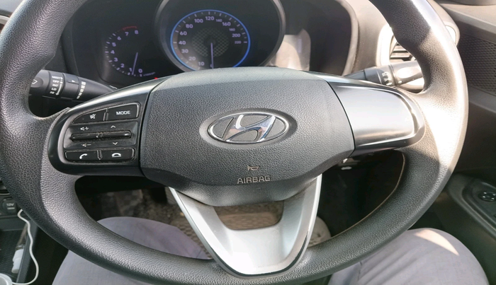 2020 Hyundai VENUE S 1.2, Petrol, Manual, 68,470 km, interior