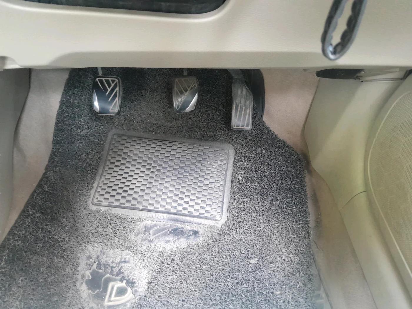 2014 Maruti Swift Dzire VXI, CNG, Manual, 1,15,491 km, interior