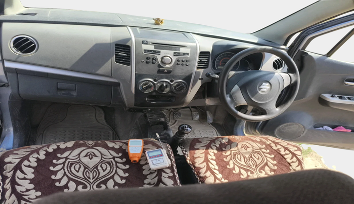 2011 Maruti Wagon R 1.0 VXI, Petrol, Manual, 1,06,905 km, interior