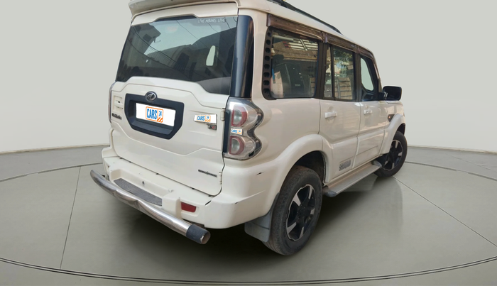 2017 Mahindra Scorpio S4 PLUS 1.99 INTELLI-HYBRID, Diesel, Manual, 46,642 km, exterior
