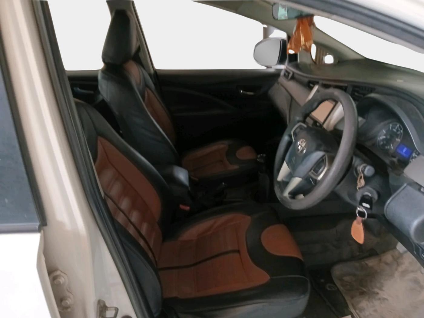 2018 Toyota Innova Crysta 2.4 G 7 STR, Diesel, Manual, 1,59,077 km, interior