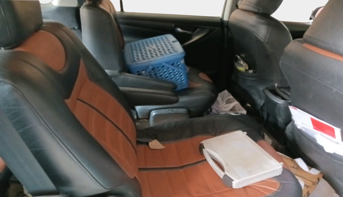 2018 Toyota Innova Crysta 2.4 G 7 STR, Diesel, Manual, 1,59,077 km, interior