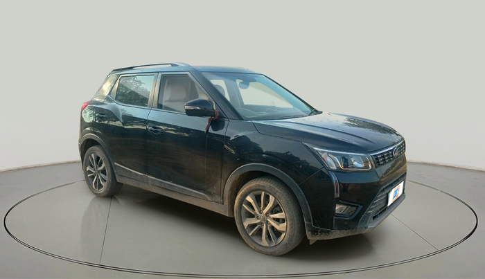 2019 Mahindra XUV300 W8 (O) 1.5 DIESEL, Diesel, Manual, 44,034 km, exterior