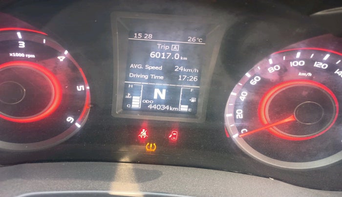 2019 Mahindra XUV300 W8 (O) 1.5 DIESEL, Diesel, Manual, 44,034 km, interior