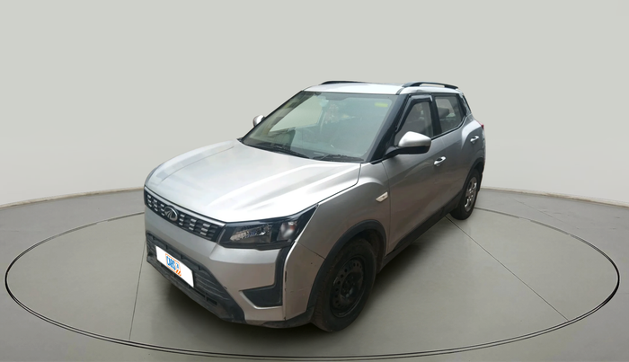 2019 Mahindra XUV300 W6 1.5 DIESEL, Diesel, Manual, 1,02,432 km, exterior