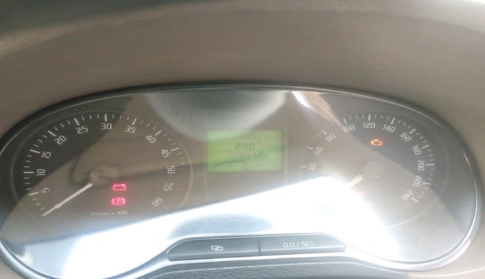 2013 Skoda Rapid PRESTIGE 1.6 TDI CR MT PLUS, Diesel, Manual, 2,28,972 km, interior