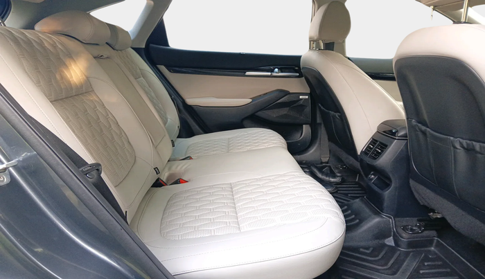 2019 KIA SELTOS HTX PLUS 1.5 DIESEL, Diesel, Manual, 1,97,386 km, interior