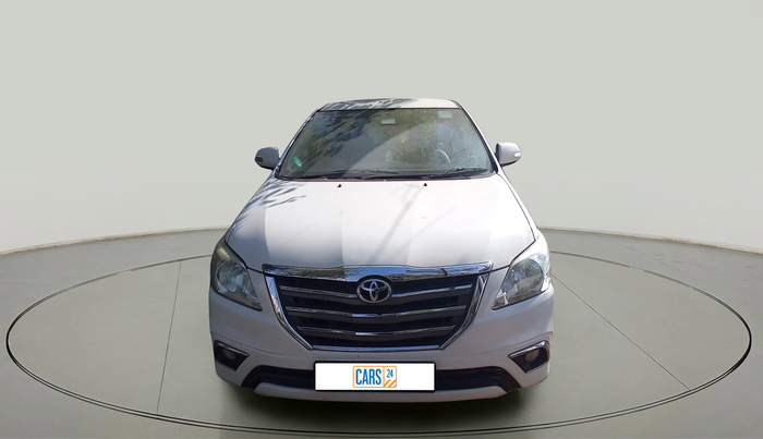 2014 Toyota Innova 2.5 VX 8 STR, Diesel, Manual, 1,60,560 km, exterior