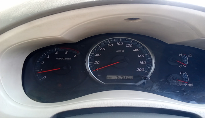 2014 Toyota Innova 2.5 VX 8 STR, Diesel, Manual, 1,60,560 km, interior