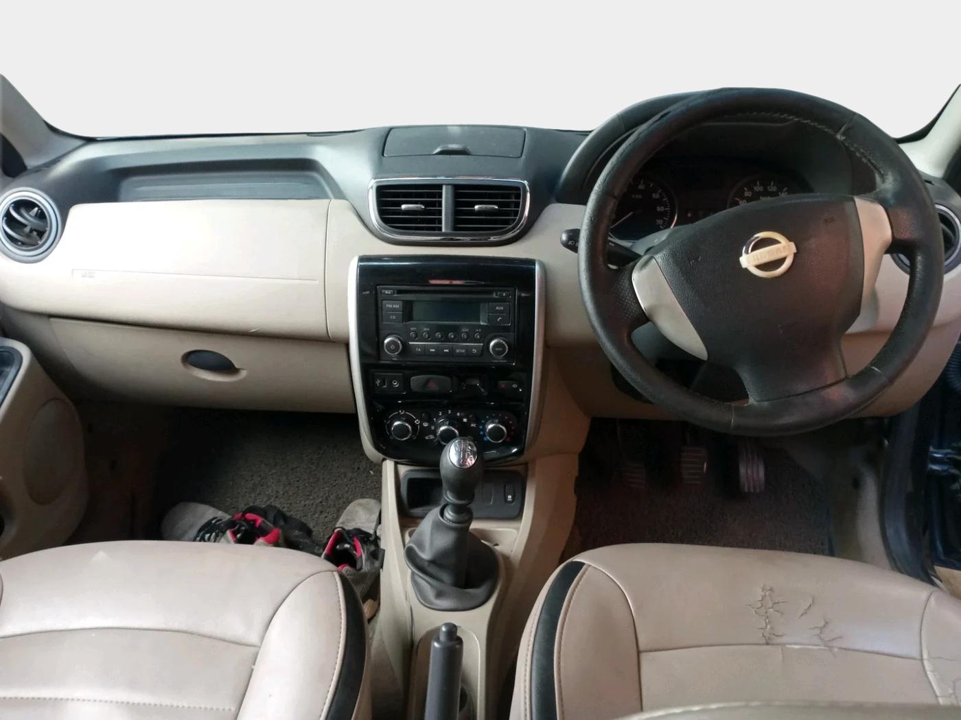 2014 Nissan Terrano XV D THP 110 PS, Diesel, Manual, 1,62,748 km, interior