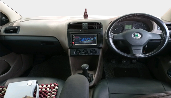 2012 Skoda Rapid ACTIVE 1.6 TDI CR MT, Diesel, Manual, 98,675 km, interior