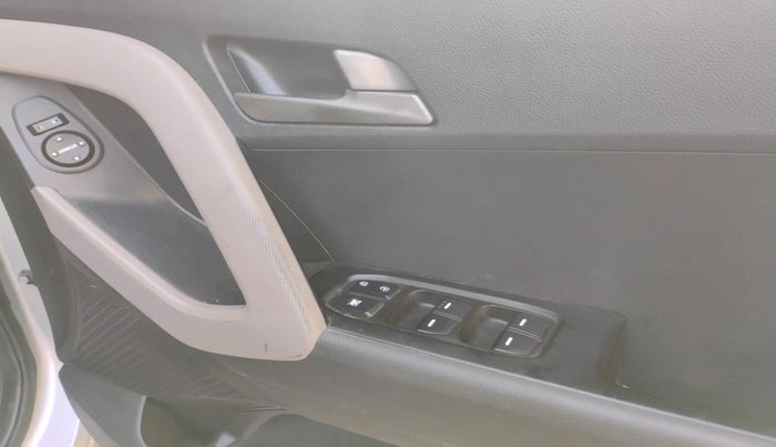 2017 Hyundai Creta S PLUS 1.4 DIESEL, Diesel, Manual, 1,19,153 km, interior