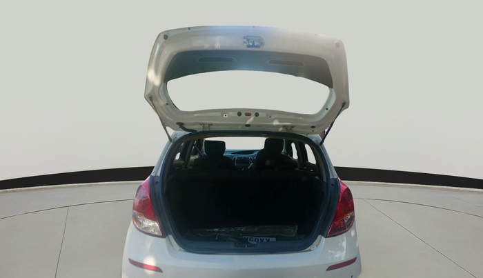 2013 Hyundai i20 SPORTZ 1.4 CRDI, Diesel, Manual, 1,28,293 km, exterior