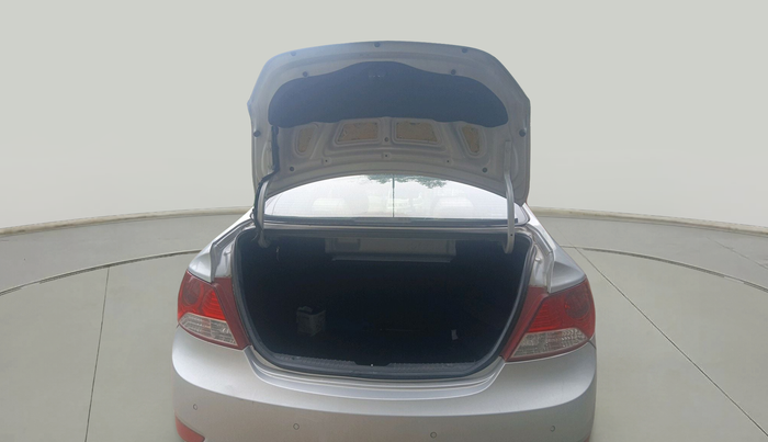 2013 Hyundai Verna FLUIDIC 1.6 VTVT SX, Petrol, Manual, 1,18,870 km, exterior