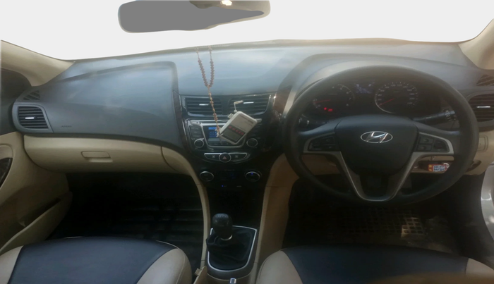 2016 Hyundai Verna FLUIDIC 4S 1.6 VTVT S, Petrol, Manual, 41,775 km, interior