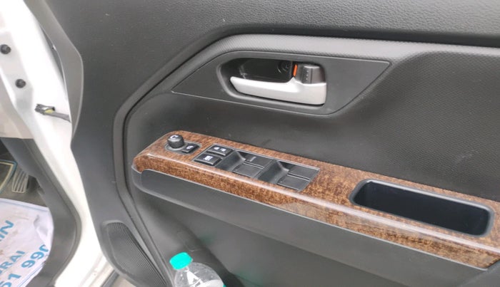 2024 Maruti New Wagon-R ZXI PLUS 1.2 AMT, Petrol, Automatic, 8,900 km, interior