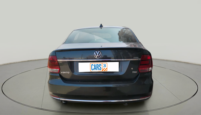 2016 Volkswagen Vento HIGHLINE 1.5 AT, Diesel, Automatic, 75,978 km, exterior