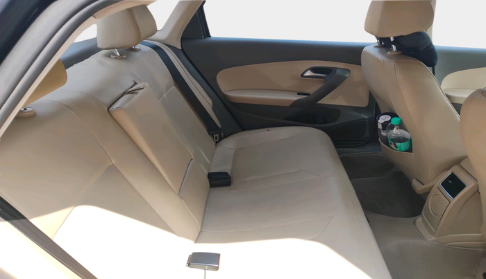 2016 Volkswagen Vento HIGHLINE 1.5 AT, Diesel, Automatic, 75,978 km, interior