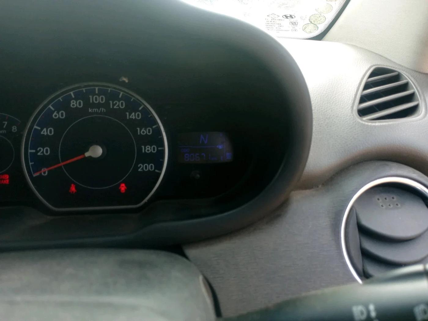 2013 Hyundai i10 SPORTZ 1.2 AT, Petrol, Automatic, 2,50,000 km, interior
