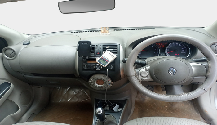 2013 Renault Scala RXZ DIESEL, Diesel, Manual, 1,04,815 km, interior