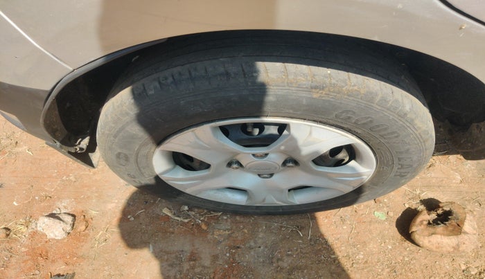 2014 Ford Ecosport TREND 1.5L DIESEL, Diesel, Manual, 99,870 km, tyre