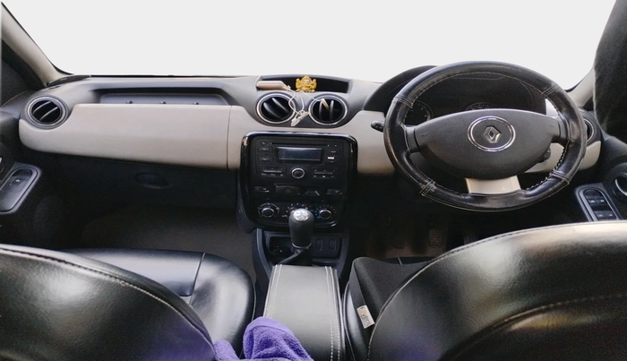 2014 Renault Duster 85 PS RXL DIESEL, Diesel, Manual, 2,07,200 km, interior