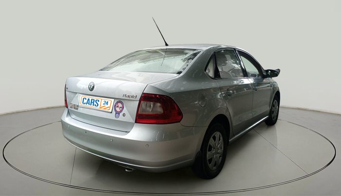 2012 Skoda Rapid AMBITION 1.6 TDI CR MT PLUS, Diesel, Manual, 90,303 km, exterior