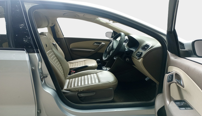 2012 Skoda Rapid AMBITION 1.6 TDI CR MT PLUS, Diesel, Manual, 90,303 km, interior
