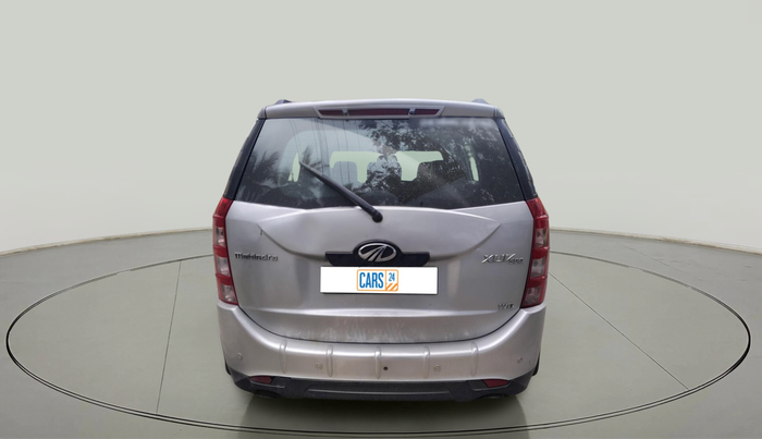 2015 Mahindra XUV500 W8, Diesel, Manual, 1,21,078 km, exterior