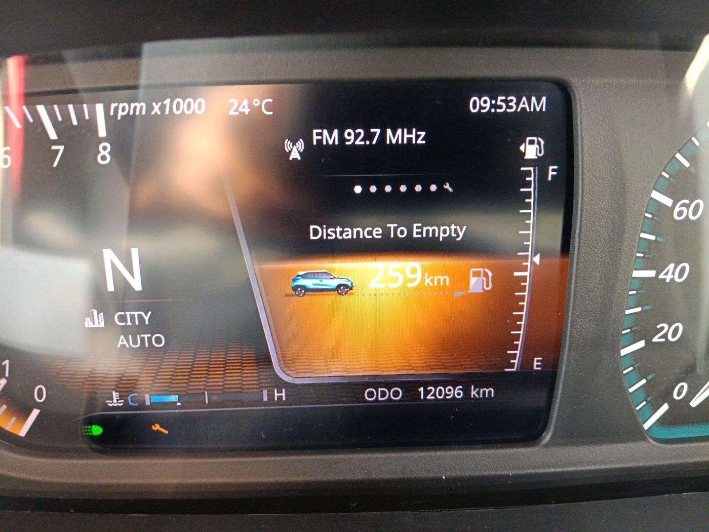 2022 Tata PUNCH CREATIVE AMT 1.2 RTN DUAL TONE, Petrol, Automatic, 12,250 km, interior